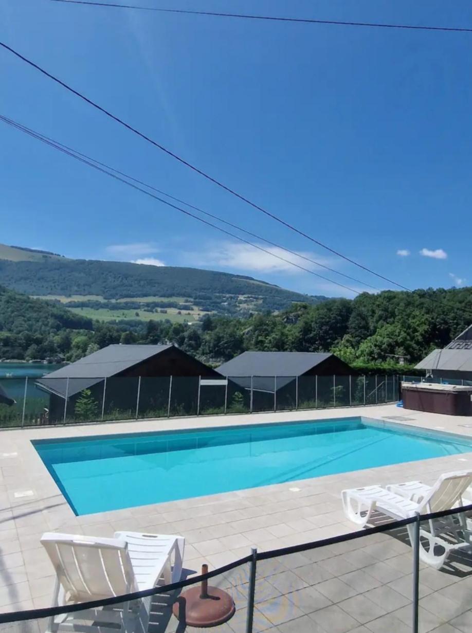 Chalet Bord De Lac Avec Piscine N2E Laffrey Экстерьер фото